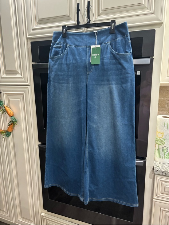 HALARA Denim - HALARA Mid-Blue Wide Leg Flare Jeans